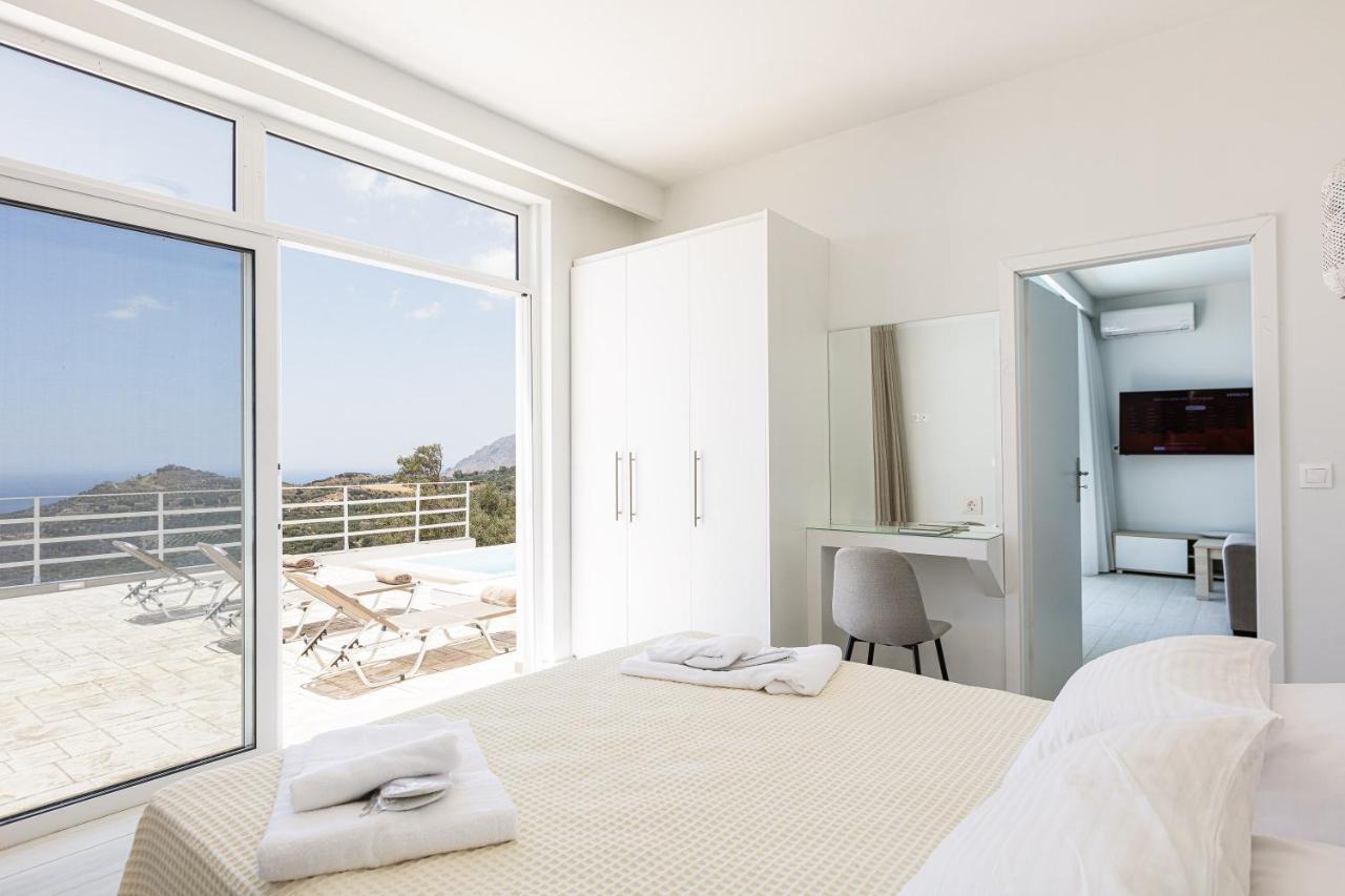 Petres Villas Plakias Exterior photo